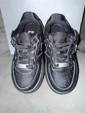 GUC | Nike Black Air Force One | Size 9C